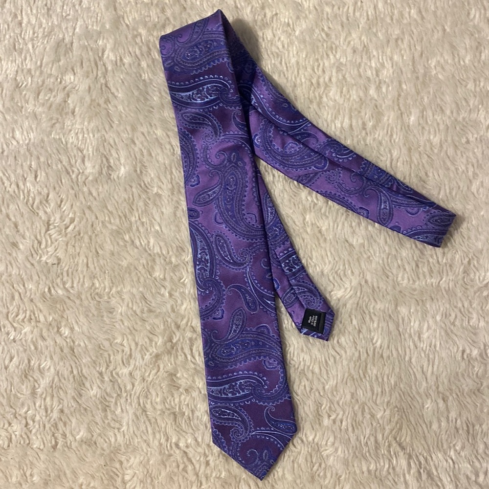 Neck tie